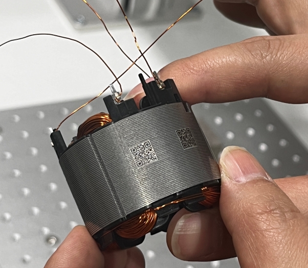 1743993599674095.png 電機定子激光打標二維碼.png